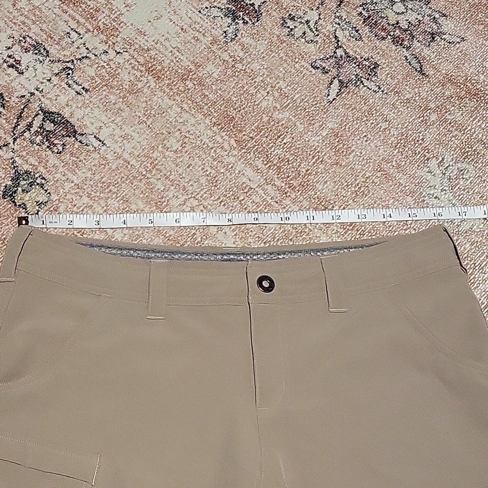The North Face Tan Women's Polyester Elastane Zip Front 5 Pocket Shorts - Size 6 - Picture 5 of 11